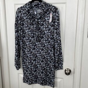 Izod Black and White Floral Button Down Shirt with matching headband ..size PM